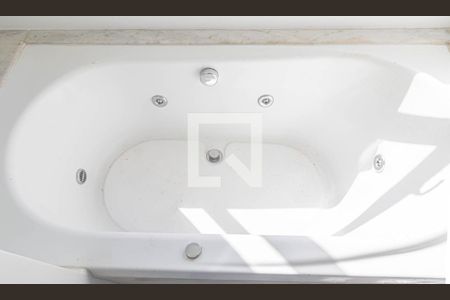 Apartamento para alugar com 175m², 3 quartos e 1 vaga Apartamento para alugar com 175m², 3 quartos e 1 vagaBanheiro 1
