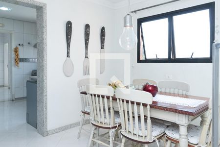 Apartamento à venda com 302m², 3 quartos e 4 vagasCopa