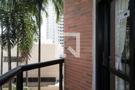Apartamento à venda com 302m², 3 quartos e 4 vagasVaranda do Closet da suíte