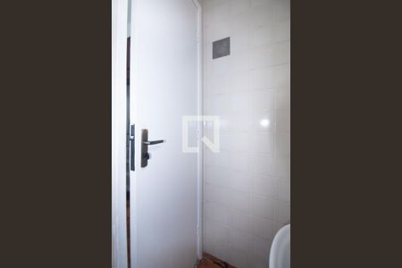 Apartamento à venda com 75m², 3 quartos e 1 vaga Apartamento à venda com 75m², 3 quartos e 1 vagaBanheiro de Serviço
