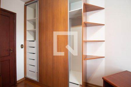 Apartamento à venda com 75m², 3 quartos e 1 vaga Apartamento à venda com 75m², 3 quartos e 1 vagaQuarto 2