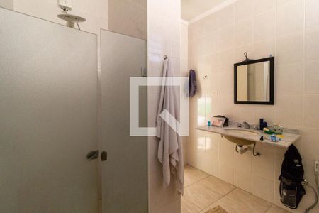 Casa à venda com 260m², 3 quartos e 3 vagas Casa à venda com 260m², 3 quartos e 3 vagasBanheiro