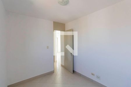 Quarto 1 de apartamento para alugar com 2 quartos, 50m² em Vila Granada, São Paulo