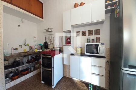 Casa à venda com 165m², 3 quartos e 5 vagas Casa à venda com 165m², 3 quartos e 5 vagasCozinha