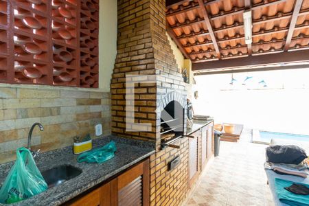 Casa à venda com 300m², 4 quartos e sem vagaÁrea gourmet