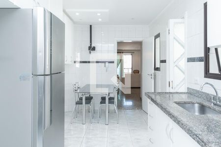 Apartamento à venda com 204m², 4 quartos e 3 vagasCozinha 