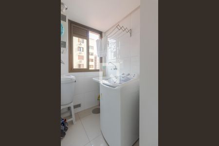 Apartamento à venda com 122m², 3 quartos e 2 vagas Apartamento à venda com 122m², 3 quartos e 2 vagasÁrea de Serviço