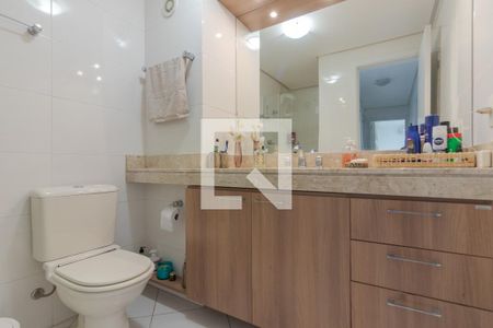 Apartamento à venda com 122m², 3 quartos e 2 vagas Apartamento à venda com 122m², 3 quartos e 2 vagasBanheiro