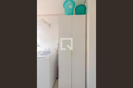 Apartamento à venda com 122m², 3 quartos e 2 vagas Apartamento à venda com 122m², 3 quartos e 2 vagasÁrea de Serviço