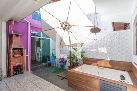 Casa à venda com 240m², 4 quartos e 2 vagasQuintal