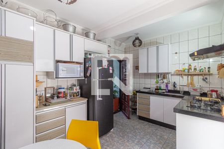 Casa à venda com 240m², 4 quartos e 2 vagasCozinha