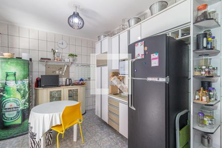 Casa à venda com 240m², 4 quartos e 2 vagasCozinha