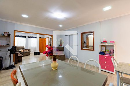 Casa à venda com 280m², 7 quartos e 5 vagassala 2