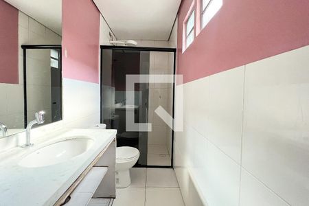 Casa à venda com 140m², 3 quartos e sem vagaBanheiro do Quarto 3