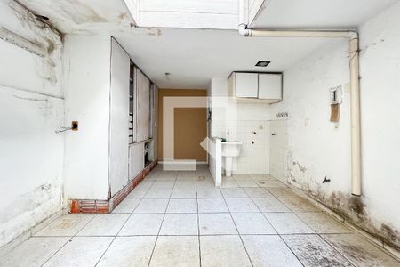 Casa à venda com 140m², 3 quartos e sem vagaÁrea de Serviço