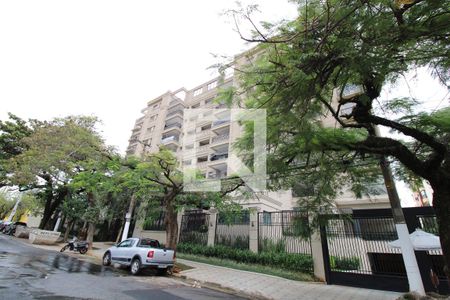 Apartamento à venda com 118m², 2 quartos e 3 vagasFachada do condomínio 