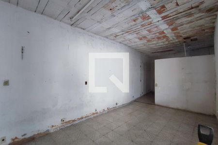 Casa à venda com 120m², 3 quartos e 3 vagasBarracão