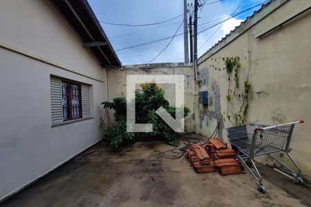 Casa à venda com 120m², 3 quartos e 3 vagasQuintal - Frente