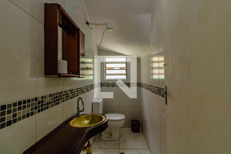 Casa à venda com 250m², 3 quartos e 6 vagas Casa à venda com 250m², 3 quartos e 6 vagasBanheiro