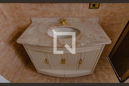 Casa à venda com 250m², 3 quartos e 6 vagas Casa à venda com 250m², 3 quartos e 6 vagasBanheiro