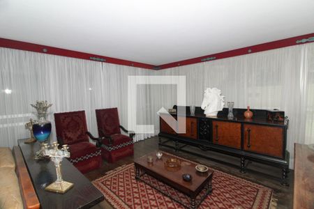 Casa para alugar com 468m², 3 quartos e 8 vagasSala