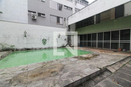 Casa para alugar com 468m², 3 quartos e 8 vagasPiscina