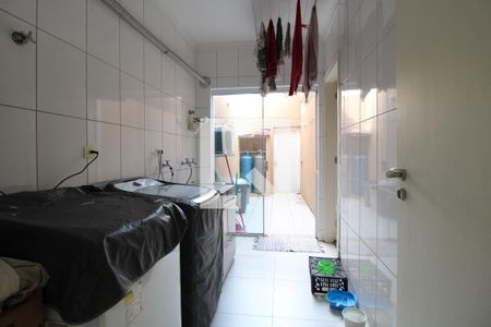 Casa à venda com 175m², 3 quartos e 3 vagasÁrea de serviço