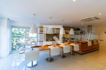 Apartamento à venda com 55m², 1 quarto e 1 vaga Apartamento à venda com 55m², 1 quarto e 1 vagaÁrea Comum - Salão de Festas