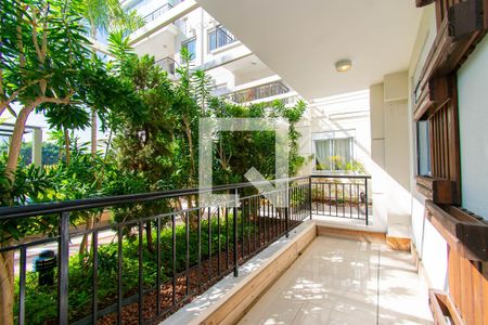 Apartamento à venda com 55m², 1 quarto e 1 vaga Apartamento à venda com 55m², 1 quarto e 1 vagaVaranda