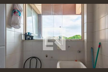 Apartamento à venda com 78m², 3 quartos e 2 vagas Apartamento à venda com 78m², 3 quartos e 2 vagasÁrea de serviço