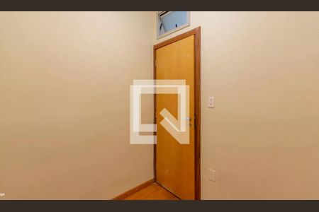 Apartamento à venda com 78m², 3 quartos e 2 vagas Apartamento à venda com 78m², 3 quartos e 2 vagasQuarto de Serviço