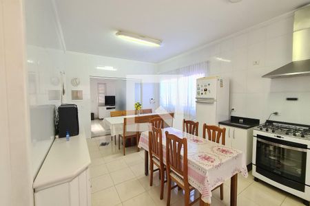 Casa à venda com 207m², 4 quartos e 2 vagasCozinha