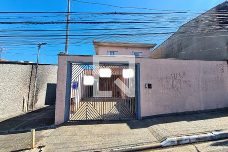 Casa à venda com 207m², 4 quartos e 2 vagasFachada