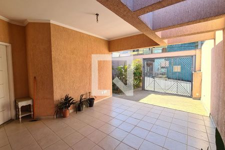Casa à venda com 207m², 4 quartos e 2 vagasGaragem