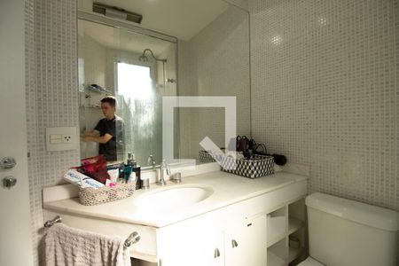 Apartamento à venda com 58m², 2 quartos e 1 vaga Apartamento à venda com 58m², 2 quartos e 1 vagaBanheiro da Suíte