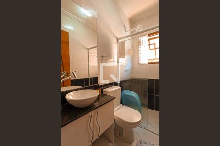 Casa à venda com 180m², 5 quartos e 4 vagasBanheiro