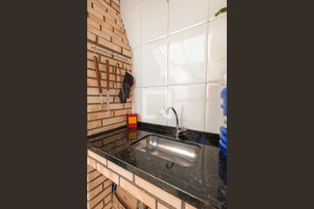 Casa à venda com 180m², 5 quartos e 4 vagasÁrea de Serviço