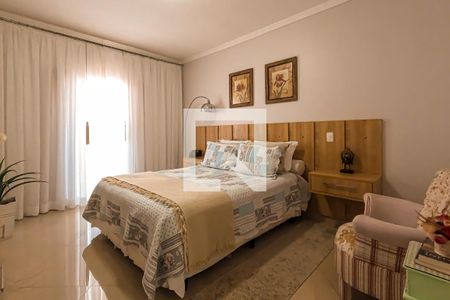 Casa à venda com 180m², 5 quartos e 4 vagasSuíte 1