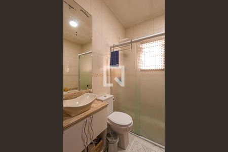 Casa à venda com 180m², 5 quartos e 4 vagasBanheiro da Suíte 1