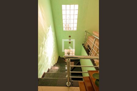 Casa à venda com 180m², 5 quartos e 4 vagasCorredor