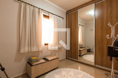 Casa à venda com 180m², 5 quartos e 4 vagasQuarto 2