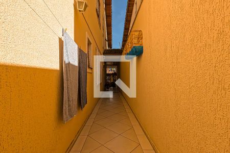 Casa à venda com 180m², 5 quartos e 4 vagasEntrada