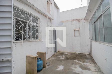 Casa à venda com 180m², 5 quartos e sem vagaÁrea de Serviço