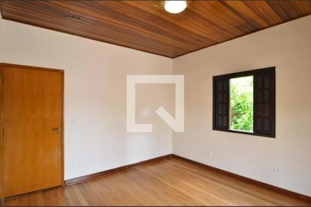 Casa à venda com 160m², 3 quartos e 2 vagas