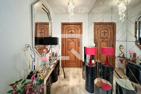 Apartamento para alugar com 120m², 3 quartos e 1 vaga Apartamento para alugar com 120m², 3 quartos e 1 vagaSala