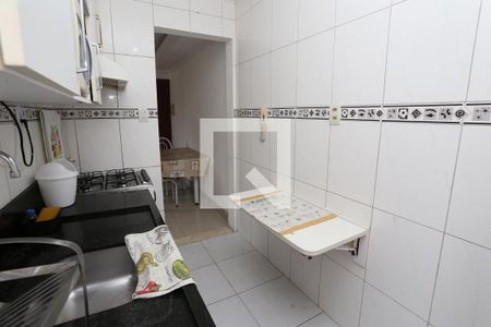 Apartamento para alugar com 49m², 2 quartos e 2 vagasCozinha
