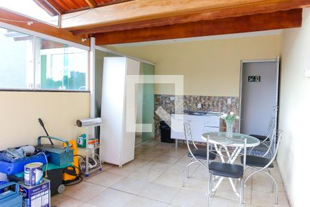 Apartamento à venda com 100m², 2 quartos e 1 vaga Apartamento à venda com 100m², 2 quartos e 1 vagaCobertura