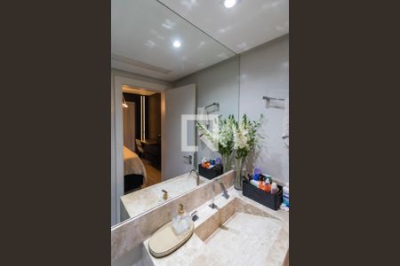 Apartamento à venda com 93m², 2 quartos e 2 vagas Apartamento à venda com 93m², 2 quartos e 2 vagasBanheiro 1