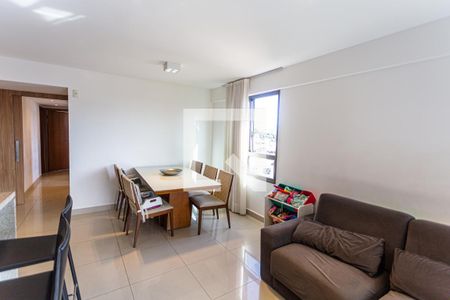 Sala de apartamento para alugar com 3 quartos, 90m² em São Pedro, Belo Horizonte