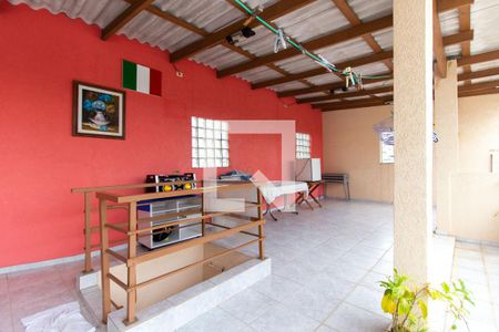 Casa à venda com 212m², 2 quartos e 1 vaga Casa à venda com 212m², 2 quartos e 1 vagaEspaço Gourmet